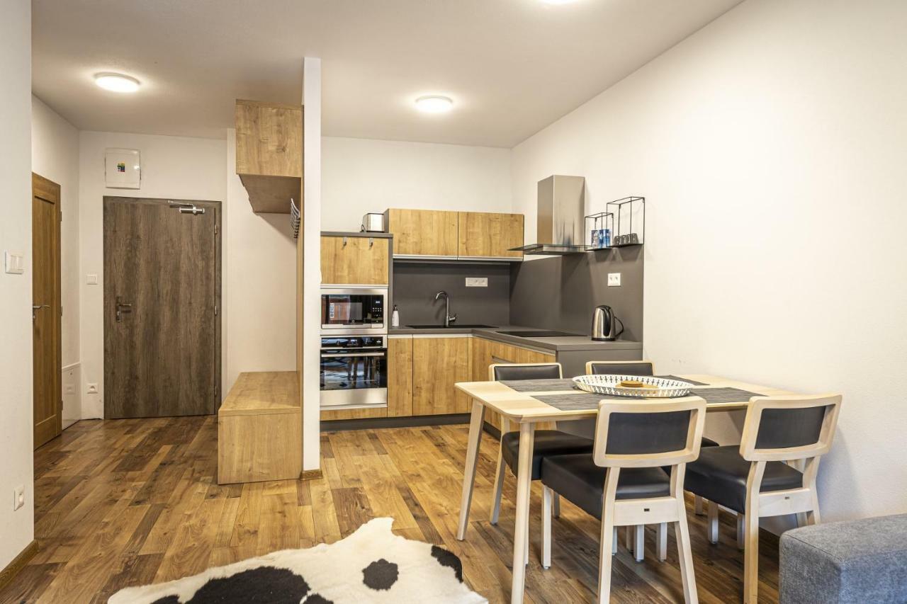 Apartmanovy Dom Poludnica - Chopok Juh 탈레 외부 사진