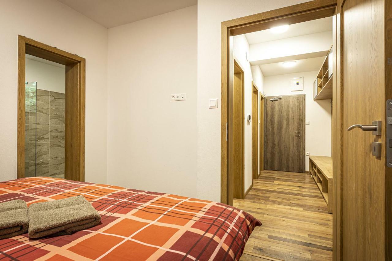 Apartmanovy Dom Poludnica - Chopok Juh 탈레 외부 사진