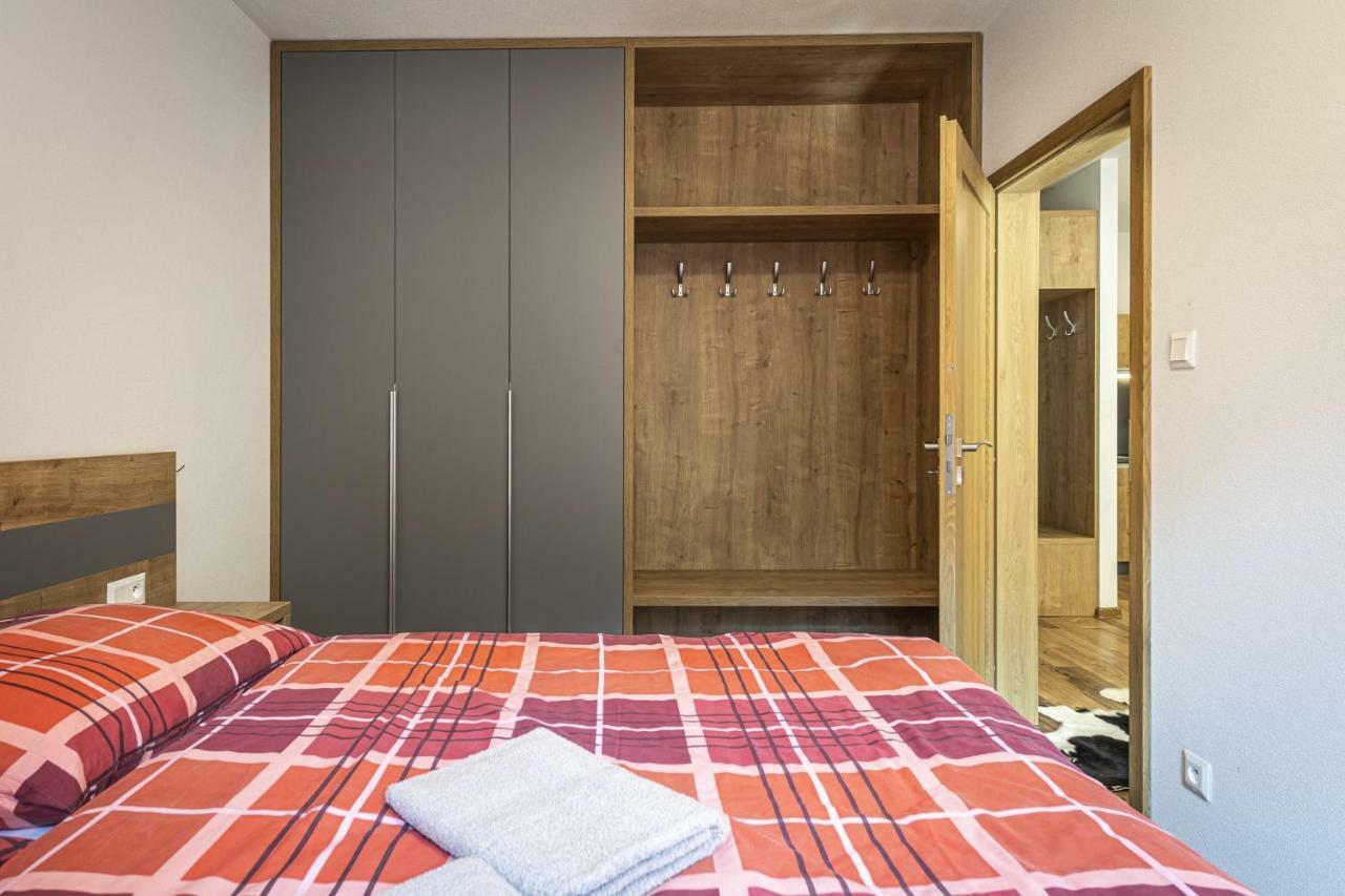 Apartmanovy Dom Poludnica - Chopok Juh 탈레 외부 사진