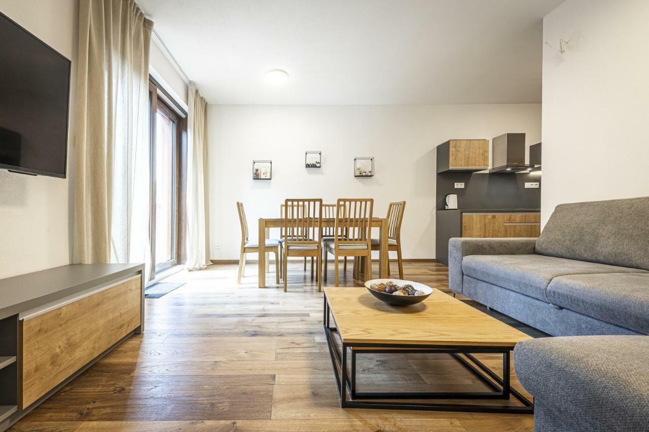 Apartmanovy Dom Poludnica - Chopok Juh 탈레 외부 사진