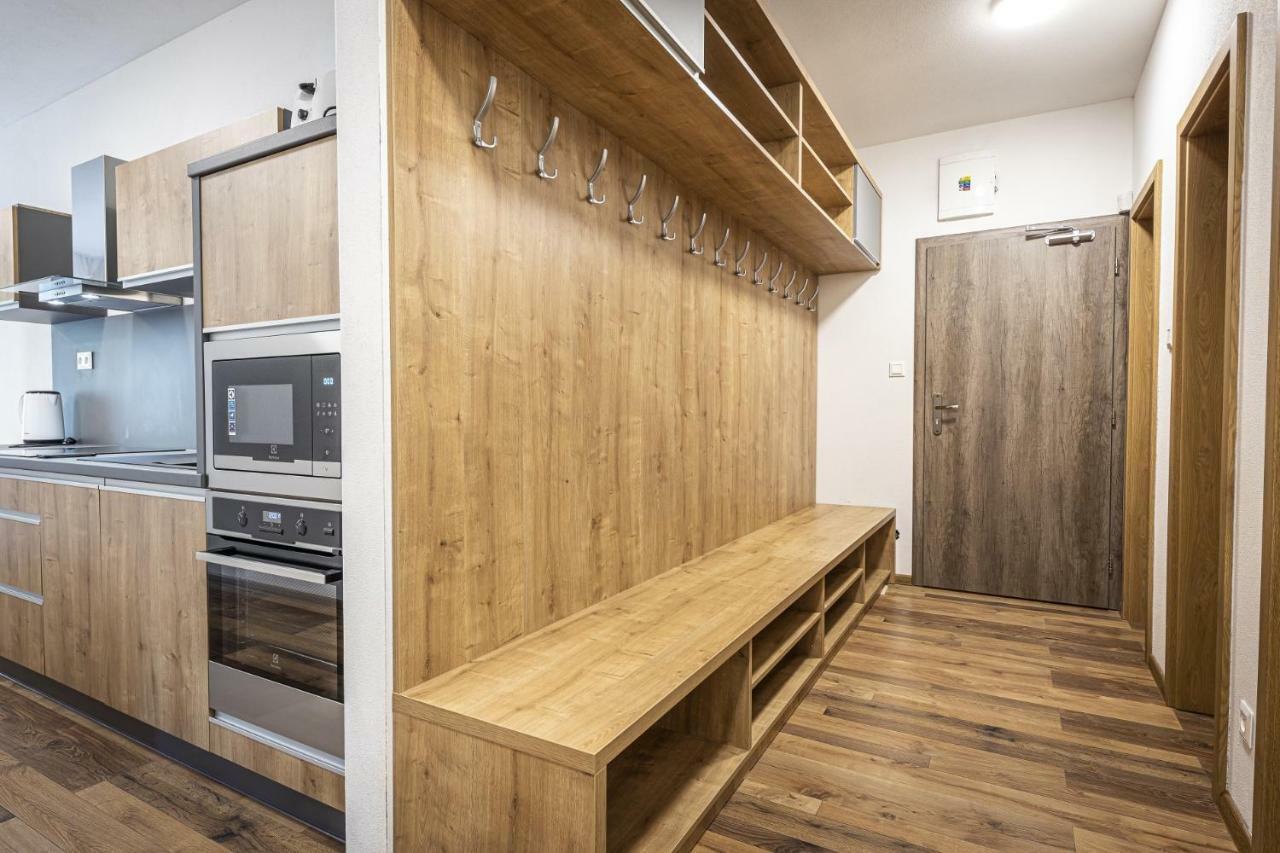 Apartmanovy Dom Poludnica - Chopok Juh 탈레 외부 사진