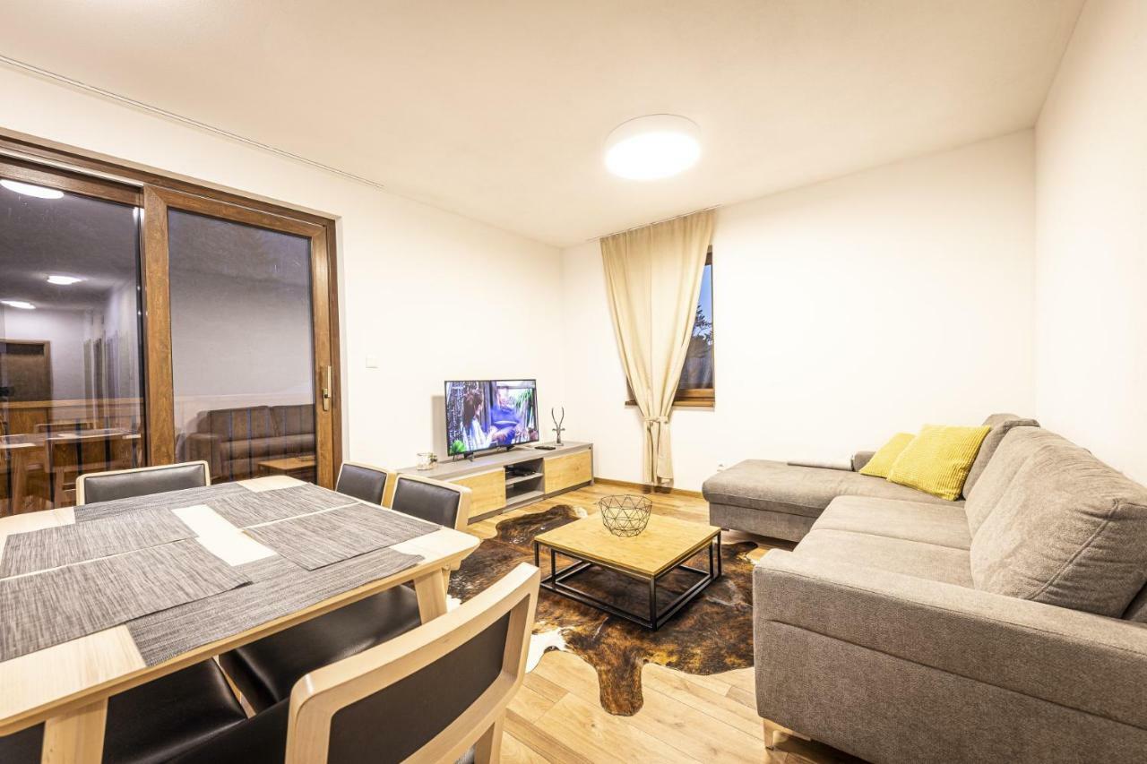 Apartmanovy Dom Poludnica - Chopok Juh 탈레 외부 사진