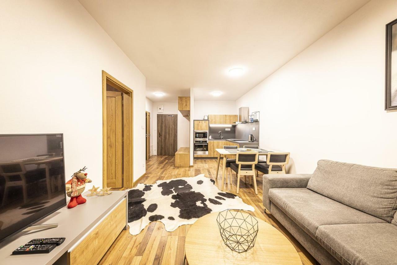 Apartmanovy Dom Poludnica - Chopok Juh 탈레 외부 사진