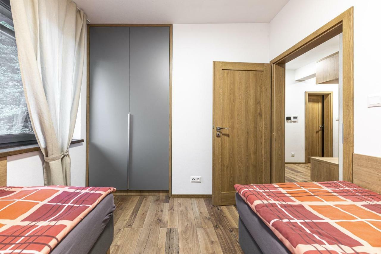 Apartmanovy Dom Poludnica - Chopok Juh 탈레 외부 사진